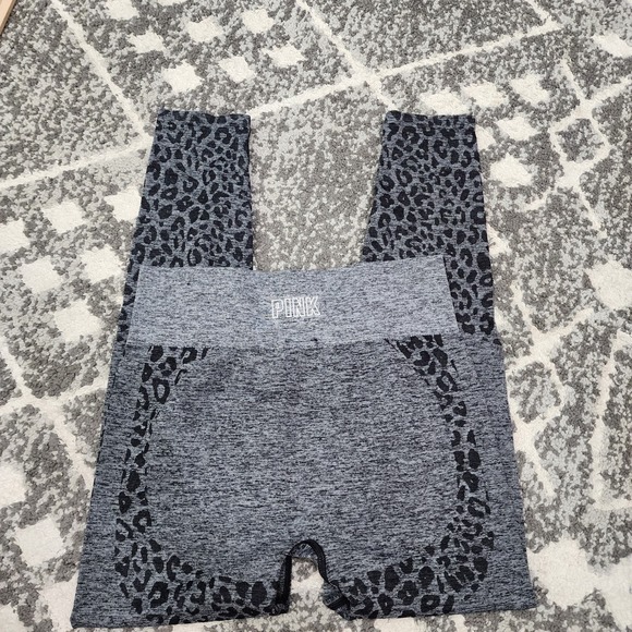 PINK victoria secret Grey women's size large leggings - Picture 7 of 7